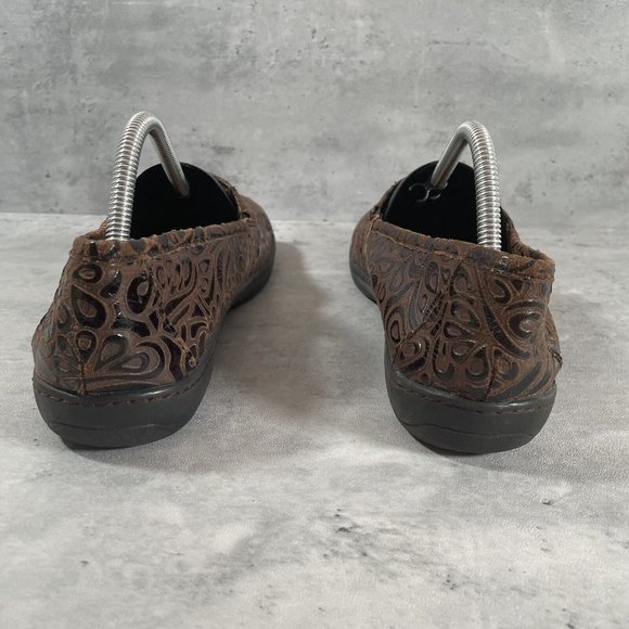 BOC Born Concept Womens Size 11M Peggy Slip On Brown Tooled Casual‎ Leather Shoe - Picture 2 of 7